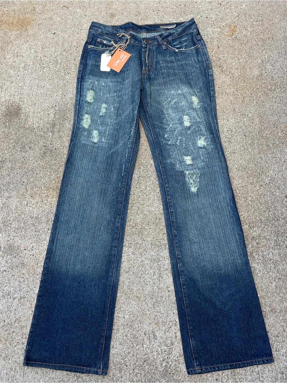 Chip and Pepper Distressed Jeans size 28 NWT